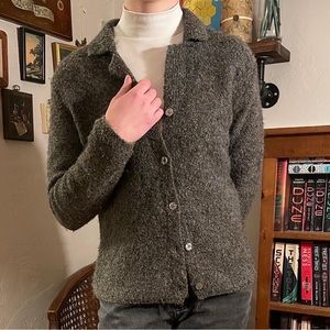 Gorgeous Vintage Wool Cardigan/Sweater